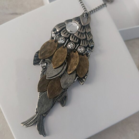 Necklace Fish Pendant Long Silver Tone Rhinestones American Eagle Outfitters - Picture 5 of 14